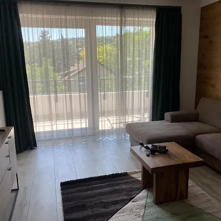 Διαμέρισμα Arnyas Apartman Balatonalmádi